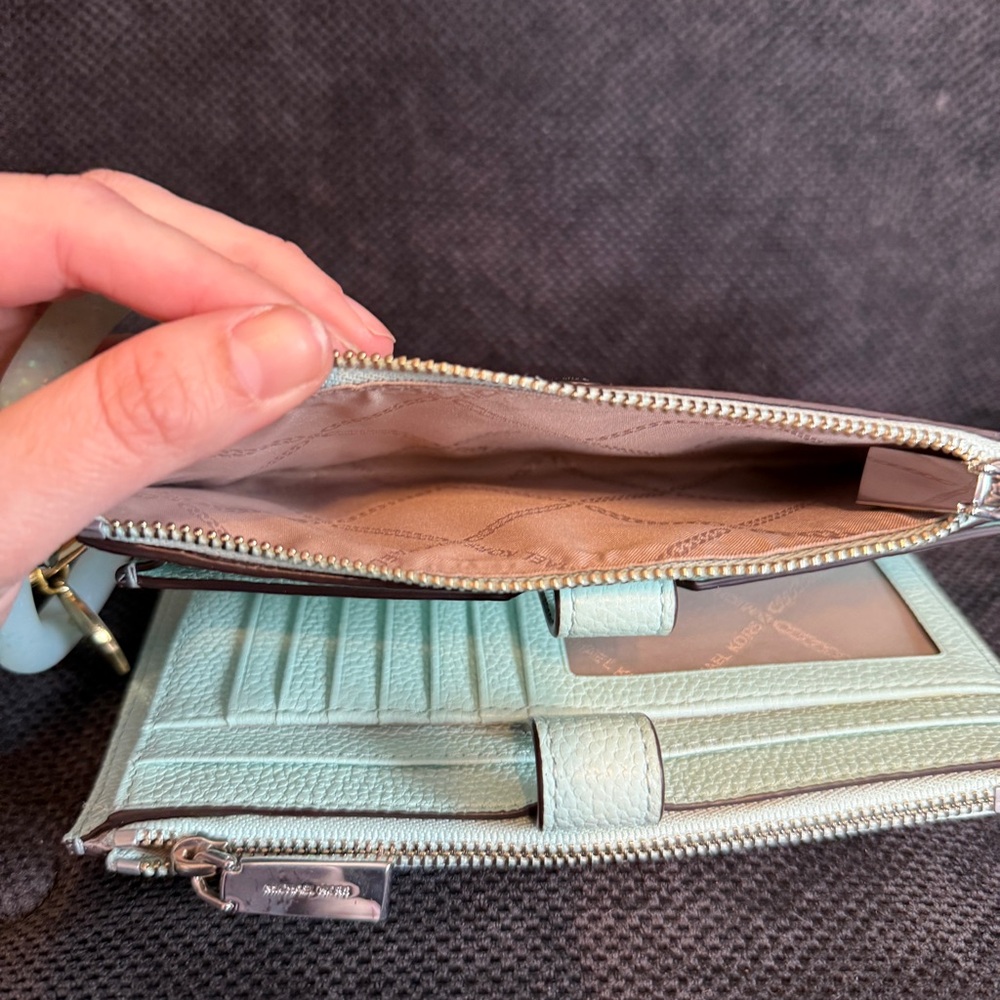 Michael Kors Clutch Purse (Never Used) - Picture 5 of 7
